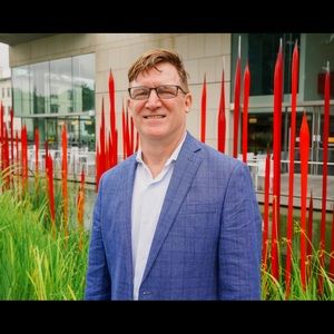 Meet your Posher, Neil